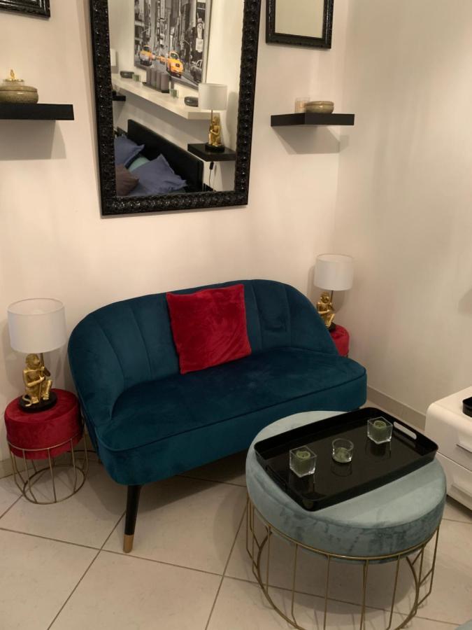 Chambre Dans Guest House Borrigo マントン エクステリア 写真
